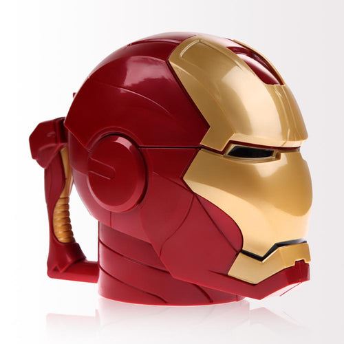 Accessoires de cuisine Iron Man 3D Water Cup Black Eyes Kitchen Dringkware Mugs Anniversaire Barware